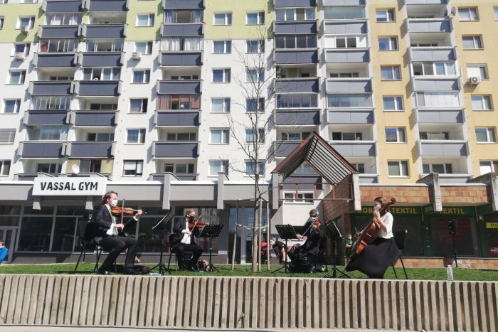 Ilustračný obrázok k článku Úžasný darček pre Vrakuňu: TOTO by medzi panelákmi čakal málokto + VIDEO