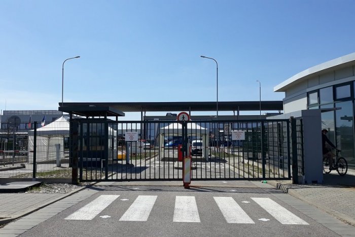 Ilustračný obrázok k článku Kríza trvá! PSA ani počas budúceho týždňa nespustí výrobu