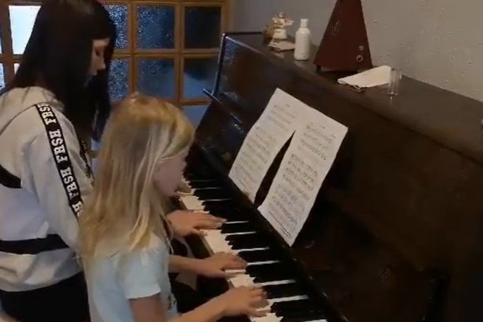 Ilustračný obrázok k článku Žiarska ZUŠ sa počas pandémie vynašla: Vzniklo aj online pódium