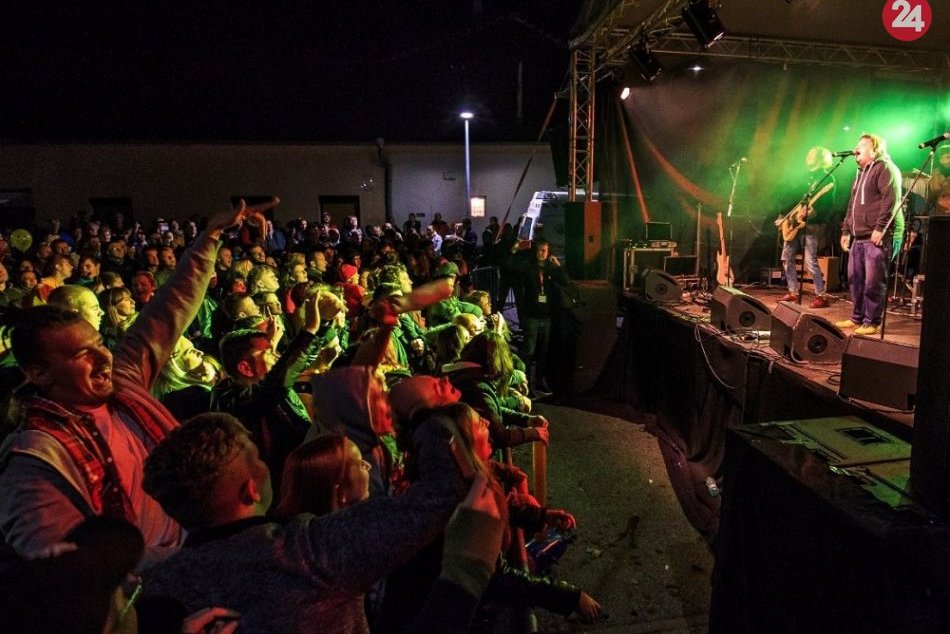 Ilustračný obrázok k článku PARA nahrala titulnú pieseň k novému filmu: Slová Matúša Valla vás chytia za SRDCE