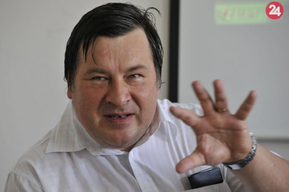 Ilustračný obrázok k článku TOTO ste vedeli? Čestným občanom Nových Zámkov je aj táto známa osobnosť