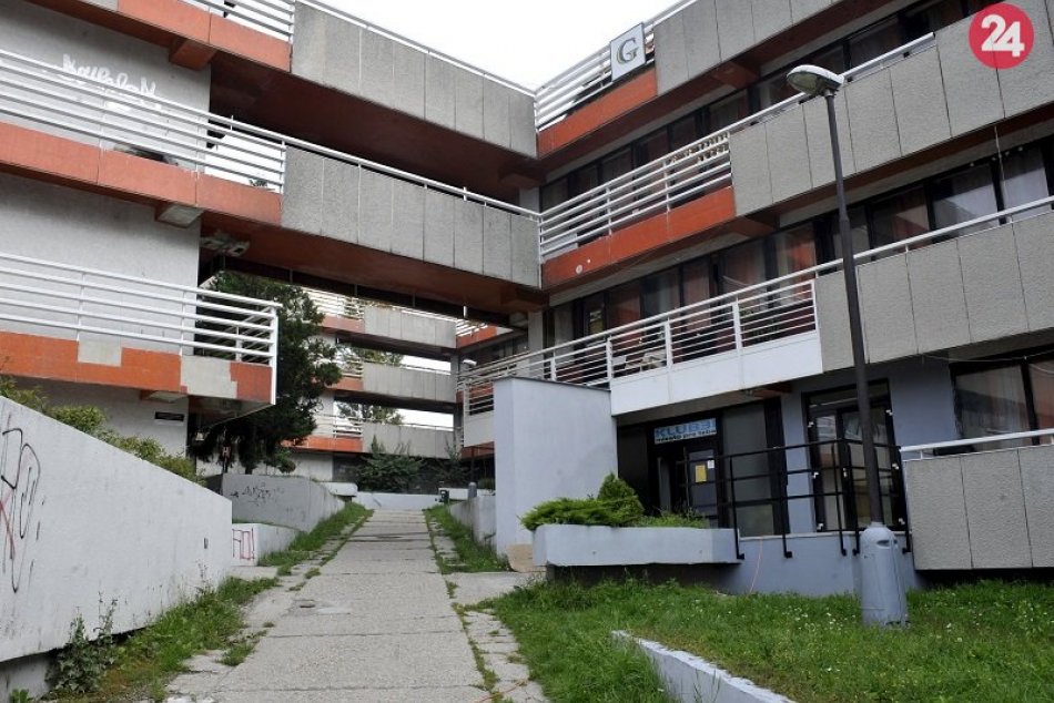 Ilustračný obrázok k článku Študenti OBCHODUJÚ s izbami na internátoch v Bratislave: Hrozia im za to prísne TRESTY!