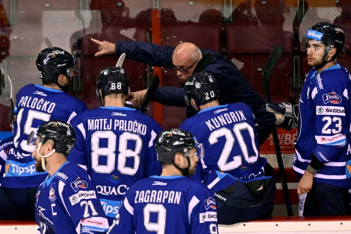 Ilustračný obrázok k článku Novinky z hokejového Popradu: Keď nepríde pomoc od štátu alebo SZĽH, tak...