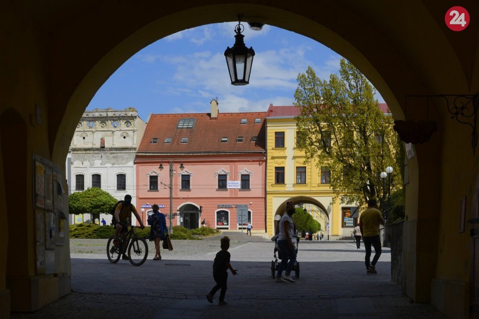 Ilustračný obrázok k článku V Prešove je v uliciach už viac ľudí, postupne sa vraciame do normálneho života, FOTO