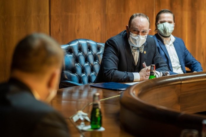 Ilustračný obrázok k článku Združenie Samosprávne kraje rokovalo so štátom o lepšom nastavení samospráv