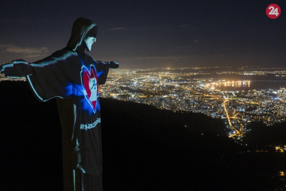 Ilustračný obrázok k článku KURIOZITA DŇA: Kristus Spasiteľ dostal ochranné rúško proti infekcii COVID-19