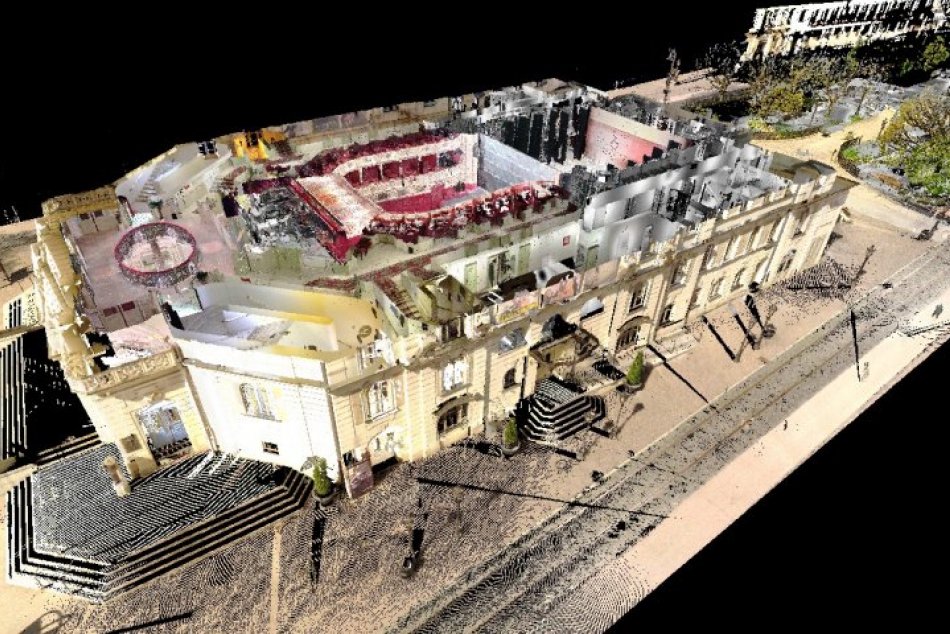 Ilustračný obrázok k článku Takto ste ešte divadlo nevideli. Geografovia historickú budovu laserovo naskenovali, FOTO