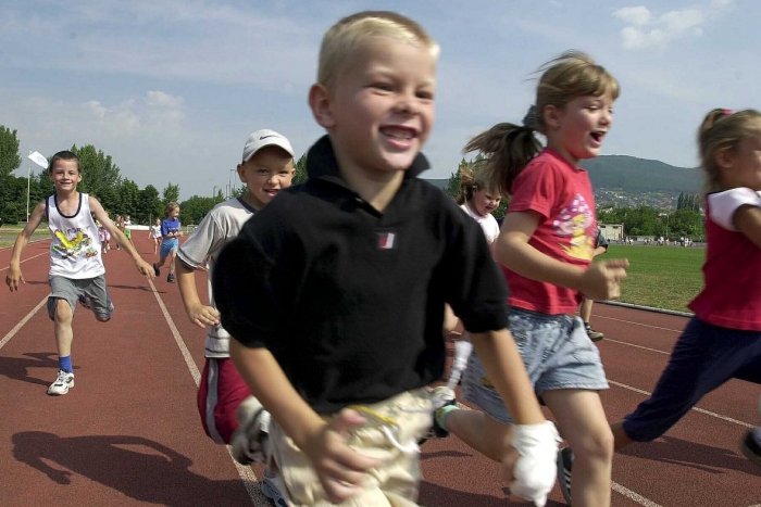 Ilustračný obrázok k článku Zamestnanci dostanú nové PRÍSPEVKY na športovú činnosť DETÍ: Štát chce bojovať proti OBEZITE