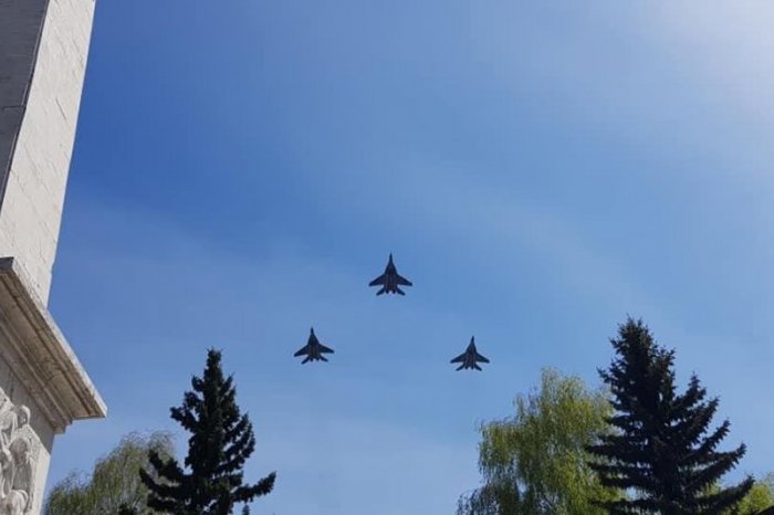 Ilustračný obrázok k článku Deň D v Piešťanoch: Na oslavy víťazstva nad fašizmom je pre autá vyhradených 5-tisíc miest