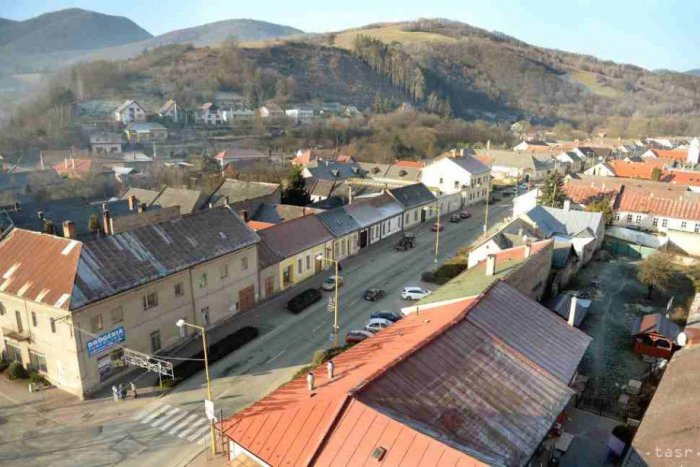 Ilustračný obrázok k článku V Medzeve začali rekonštruovať zdravotné stredisko