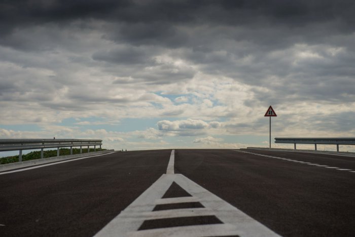 Ilustračný obrázok k článku Vodiči pozor! Na niektorých cestách pri Košiciach znížili maximálnu rýchlosť