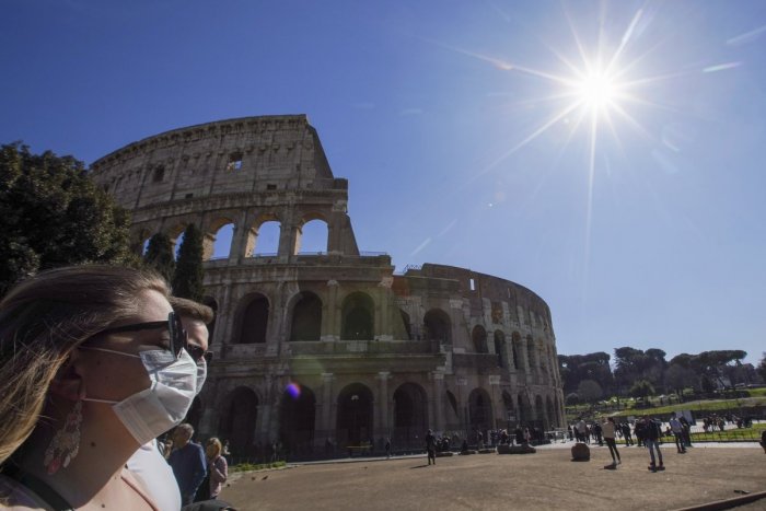 Ilustračný obrázok k článku Dovolenka v Taliansku či na Malte bude realitou už v lete. Ale nie pre každého!