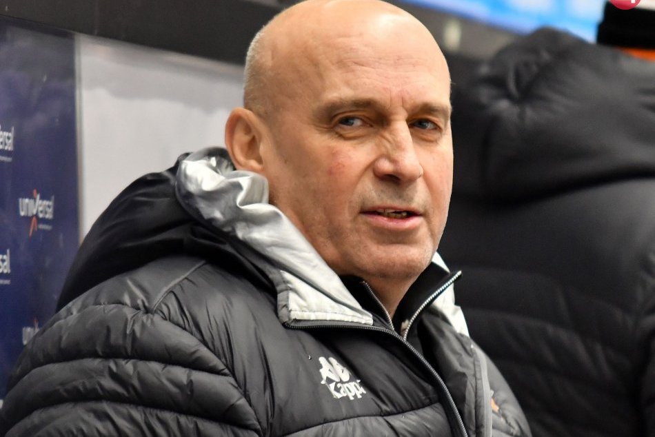 Ilustračný obrázok k článku Opäť zasadne na lavičku Bystrice: Baranov povedie tréner Chudý