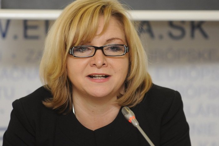 Ilustračný obrázok k článku Bojovala za Istanbulský dohovor, teraz musí odísť. Nastúpili sme cestu Maďarska a Poľska, konštatuje