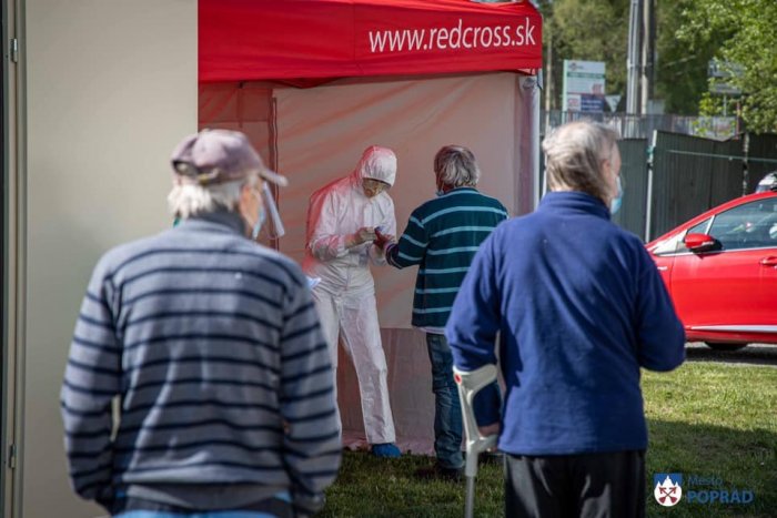 Ilustračný obrázok k článku Klienti a zamestnanci troch zariadení centra sociálnych služieb nemajú COVID-19