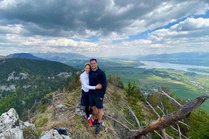 Ilustračný obrázok k článku Vlhová znovu prejavila lásku verejne: Najprv turistika, potom prišlo KRÁSNE vyznanie!