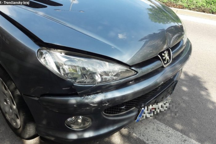 Ilustračný obrázok k článku Bezstarostná jazda Handlovčana (52): Zrámoval dve autá, už čelí vážnemu obvineniu!