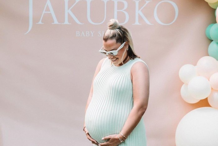 Ilustračný obrázok k článku Cibulková mala párty pri Dunaji: Ešte pred pôrodom stihla osláviť syna Jakubka! FOTO