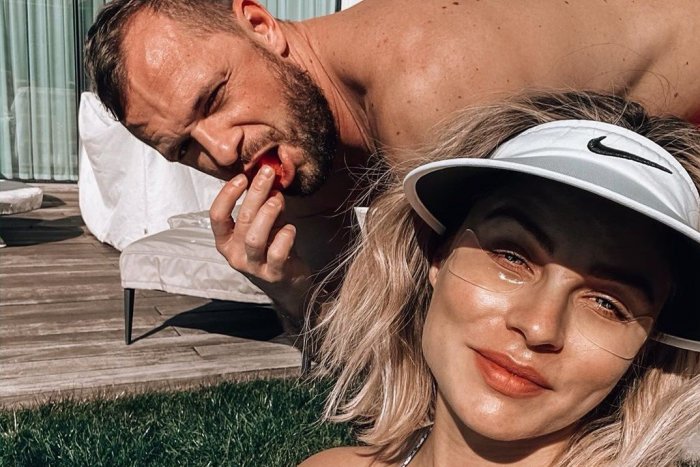 Ilustračný obrázok k článku Otecko Gáborík už má dcérku Bellu doma: POZRITE si fotku, ako sa s ňou mazná!