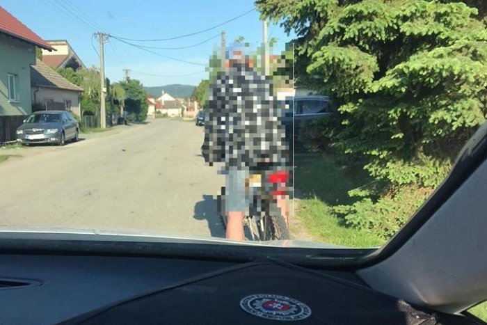 Ilustračný obrázok k článku Trenčianski policajti len krútili hlavami: Cyklista rekordér nafúkal takúto cifru