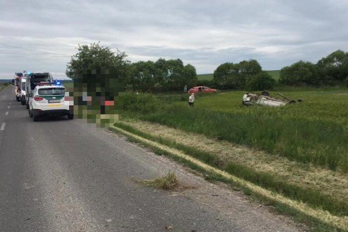 Ilustračný obrázok k článku Vážna nehoda na južnom Slovensku: Muža ratoval záchranársky vrtuľník