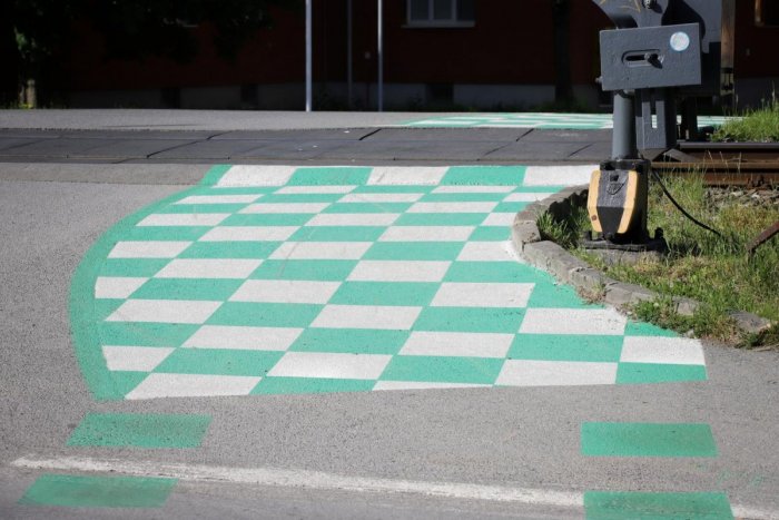 Ilustračný obrázok k článku Má naozaj netradičné značenie: Nový cyklochodník v Prešove sa nedá prehliadnuť
