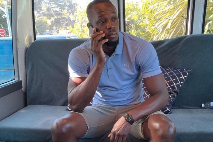 Ilustračný obrázok k článku Hviezdny bežec sa znovu vyfarbil: Dva dni pred narodením dcéry obťažoval modelku!