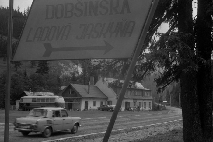 Ilustračný obrázok k článku Späť do minulosti: Dobové FOTKY z Dobšinskej ľadovej jaskyne