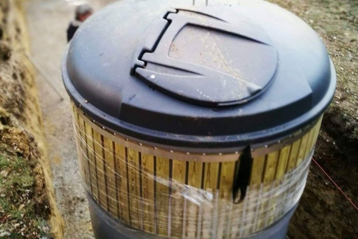 Ilustračný obrázok k článku Na Prednádraží mesto začína budovať nové polopodzemné kontajnery