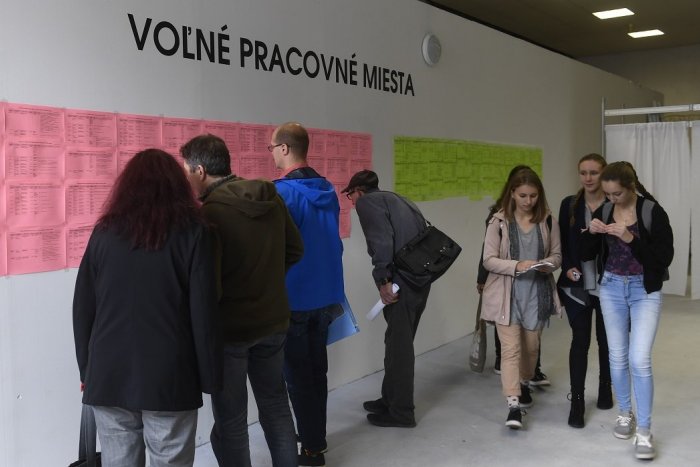 Ilustračný obrázok k článku Bystrica vyhlásila výberové konanie: Chcete sa stať riaditeľom? Toto musíte splniť