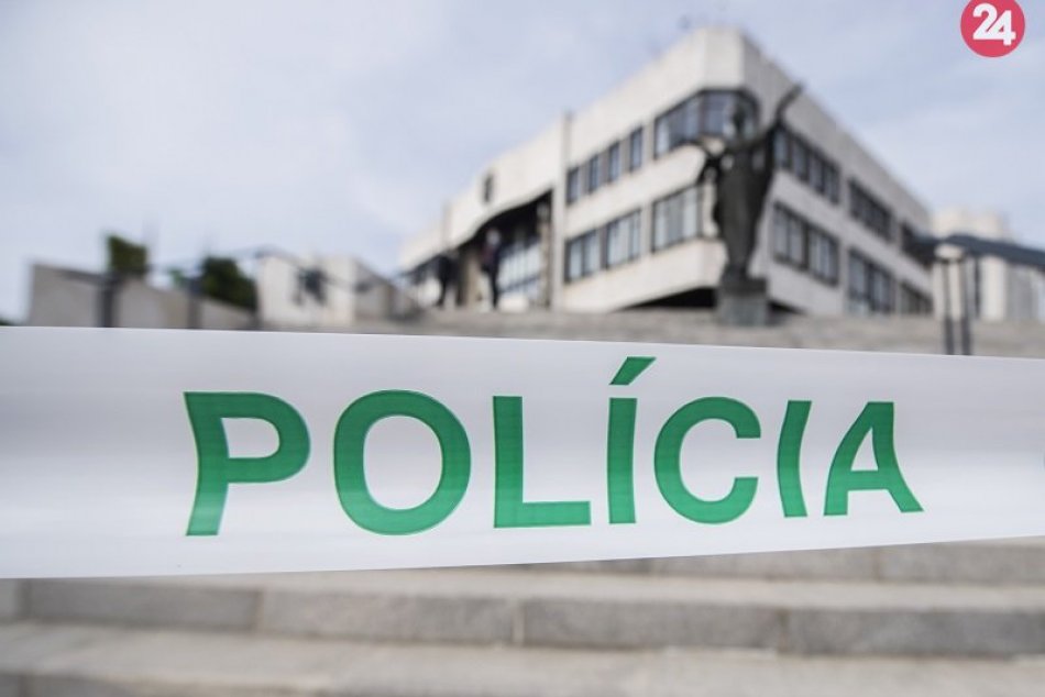 Ilustračný obrázok k článku Národnú radu museli evakuovať! Nahlásená bomba sa však nenašla