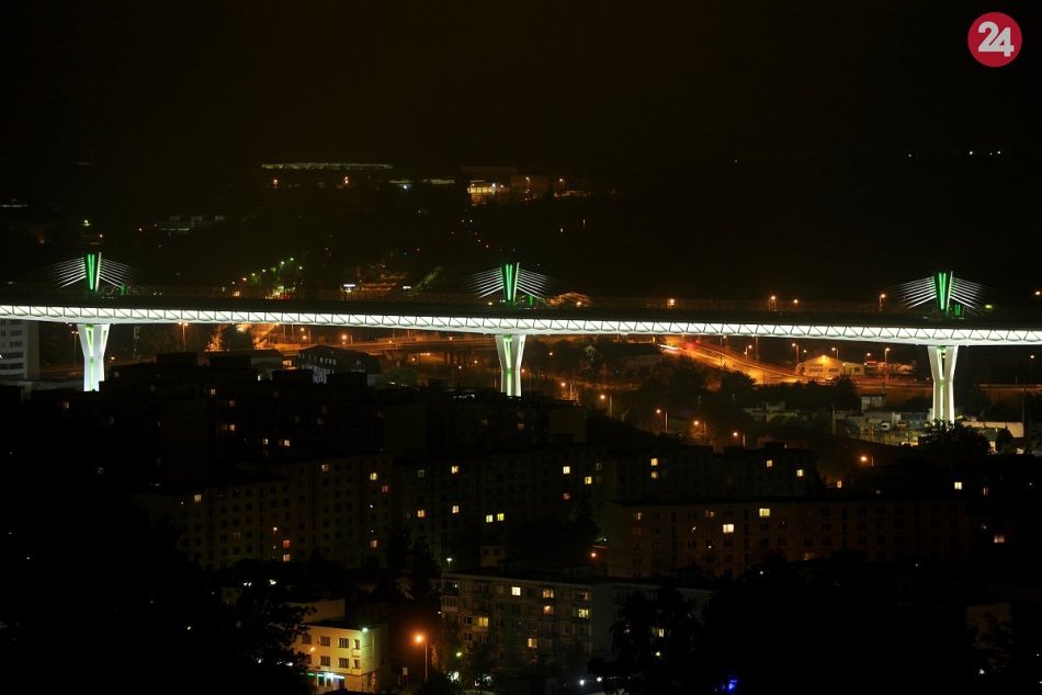 Ilustračný obrázok k článku Estakáda v Považskej Bystrici oslavuje: Historický okamih na FOTO