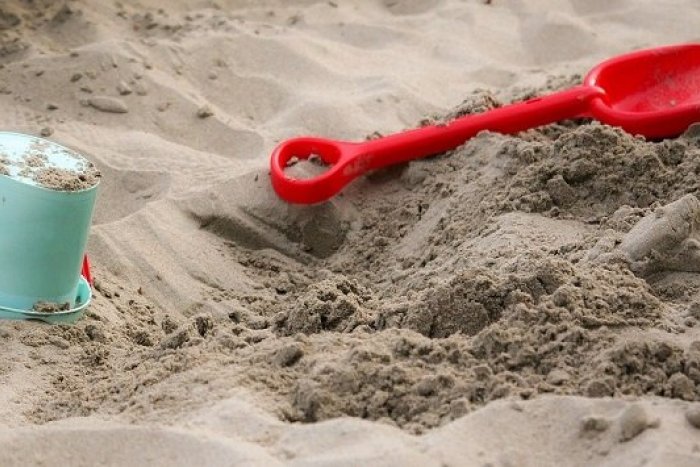 Ilustračný obrázok k článku Otrasný prípad: Lucka podľa rodiny zmizla, bábätko našli zakopané v záhrade