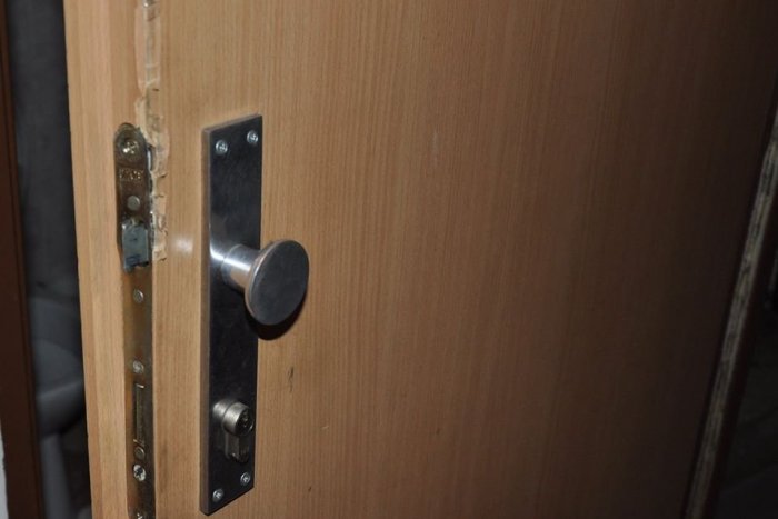 Ilustračný obrázok k článku Už ho majú: Žilinskí policajti chytili muža obvineného z niekoľkých vlámačiek