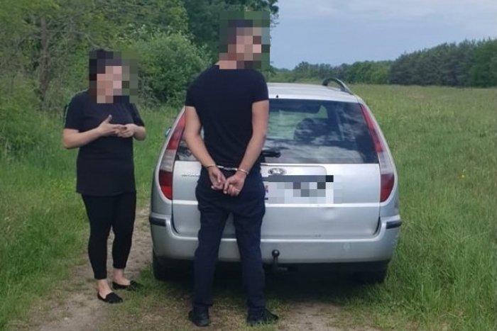 Ilustračný obrázok k článku Policajtom unikal muž, na ktorého je vydaný európsky zatykač. Zastavili ho varovné výstrely