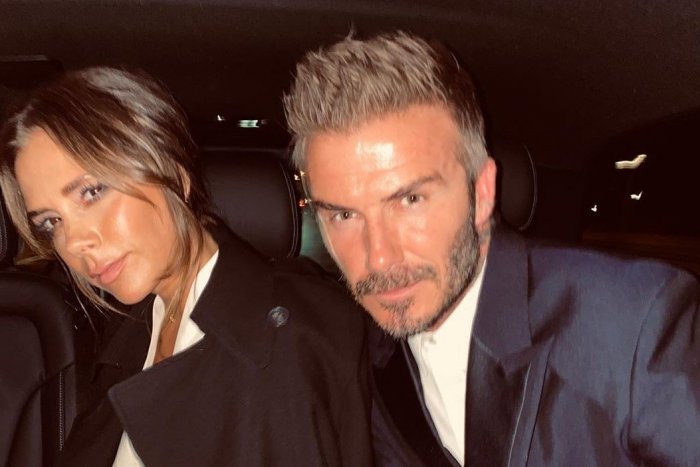 Ilustračný obrázok k článku David a Victoria Beckhamovci sa vybrali na prechádzku: Nahodili sa ako vandráci! FOTO