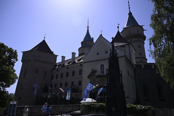 Ilustračný obrázok k článku Bojnice obnovujú informačnú kanceláriu: Pozrite otváracie hodiny