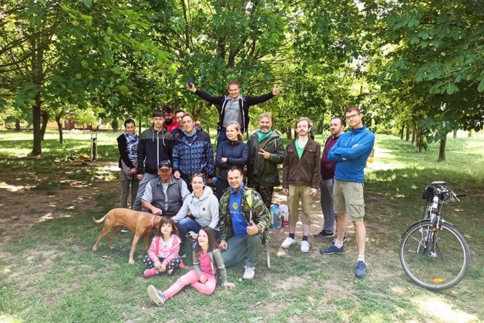 Ilustračný obrázok k článku Trnavčania si na Prednádraží spravili upratovací deň. A po práci piknik