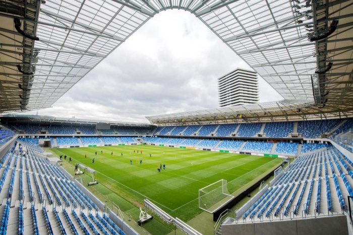 Ilustračný obrázok k článku Fanúšikovia futbalovej ligy na Slovensku, tešte sa: NIČ už nebráni reštartu súťaže!