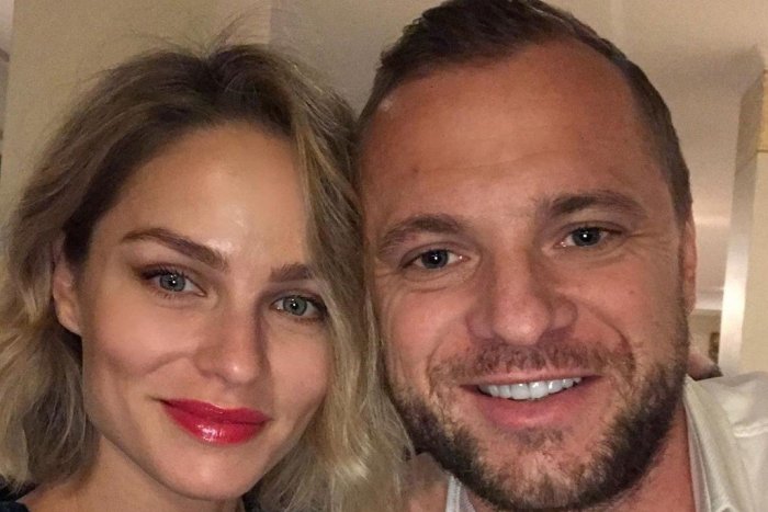 Ilustračný obrázok k článku Prvá prechádzka Belly Gáboríkovej: Takto KOČÍKUJÚ Ivana a Marián svoju princeznú! FOTO