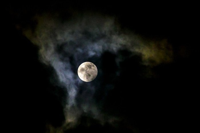 Ilustračný obrázok k článku Nepremeškajte jedinečný úkaz! Tento týždeň nás čaká polotieňové zatmenie Mesiaca