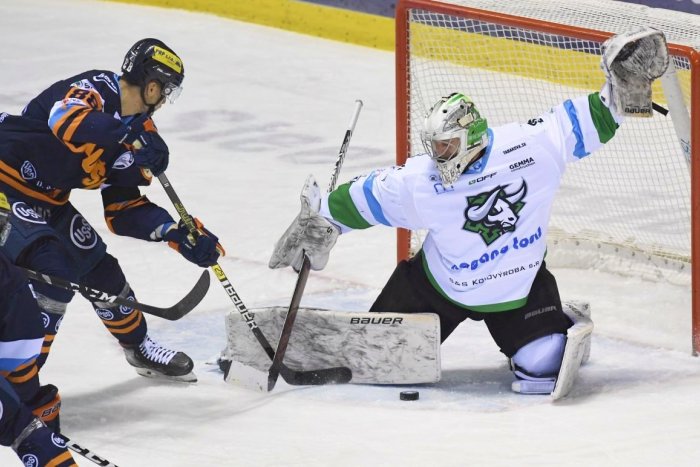 Ilustračný obrázok k článku Dôležitý podpis: V HC Nové Zámky pokračuje aj brankárska opora