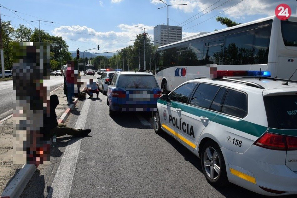 Ilustračný obrázok k článku Nedal si povedať a doplatil na drogy: Mladý Bystričan skončil za mrežami, FOTO