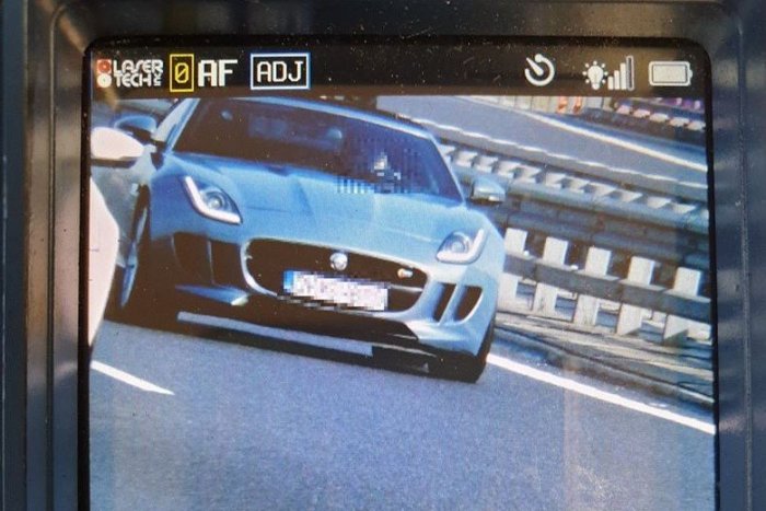 Ilustračný obrázok k článku Zavaril si hneď dvakrát: Cestný pirát na Spiši svoju jazdu zrejme oľutoval