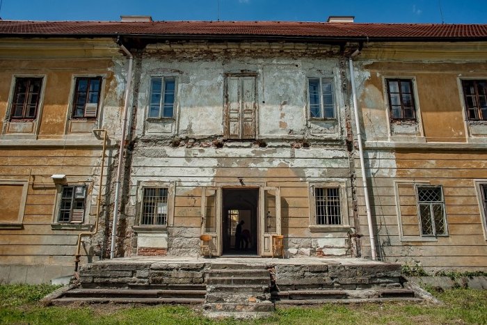 Ilustračný obrázok k článku Autentické priestory v kaštieli: Špeciálny nábytok mesto objednalo z Číny