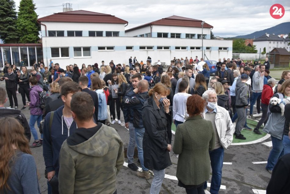 Ilustračný obrázok k článku SVET O SLOVENSKU: Bol vrah zo školy vo Vrútkach zároveň obeťou?