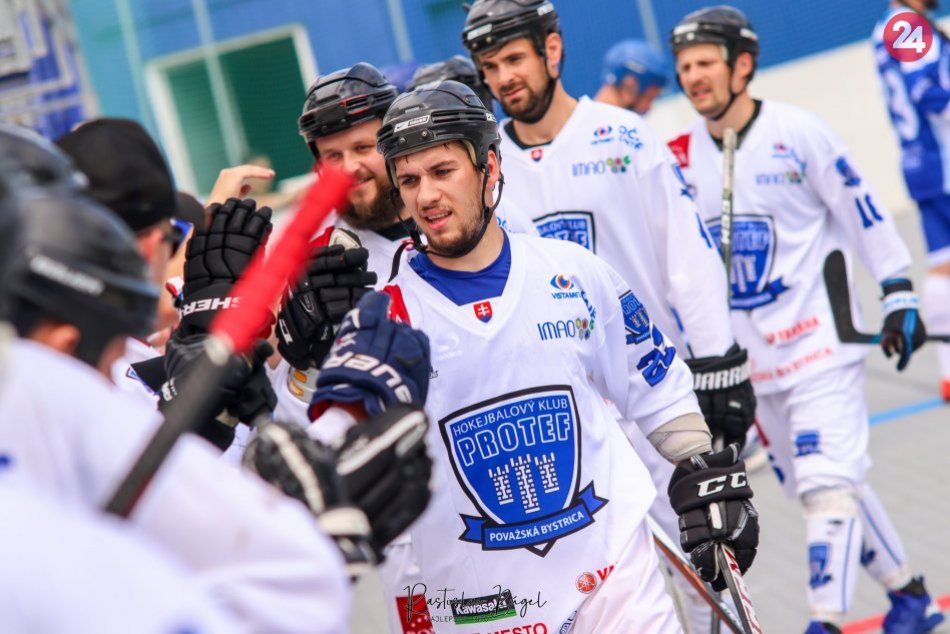 Ilustračný obrázok k článku Tvrdá práca bez alibizmu: Považská za titulom aj s novinkou pre fanúšikov