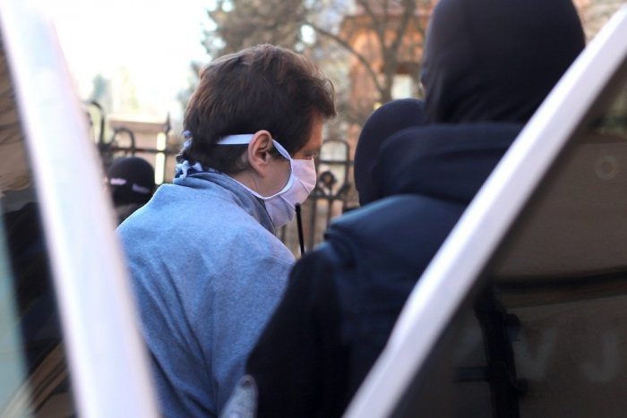 Ilustračný obrázok k článku Obžalovaný Ostružlík v kauze vraždy exprimátora Hurbanova ostáva vo väzbe