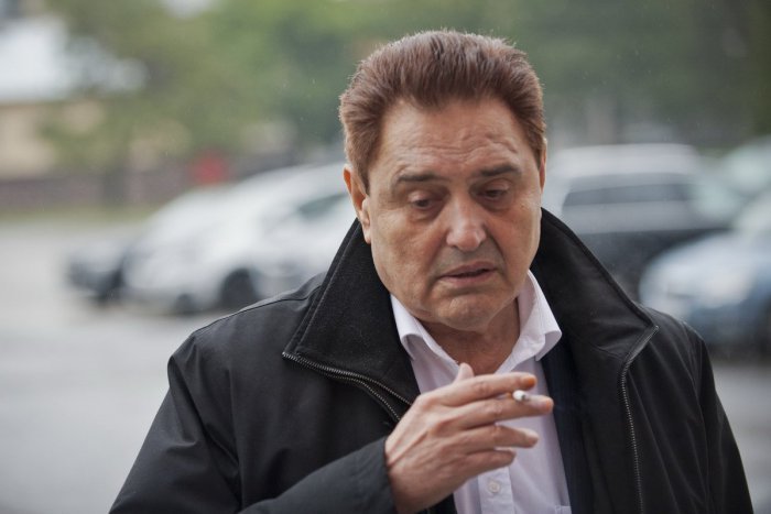 Ilustračný obrázok k článku Majského zadržali v Česku. V nemocnici