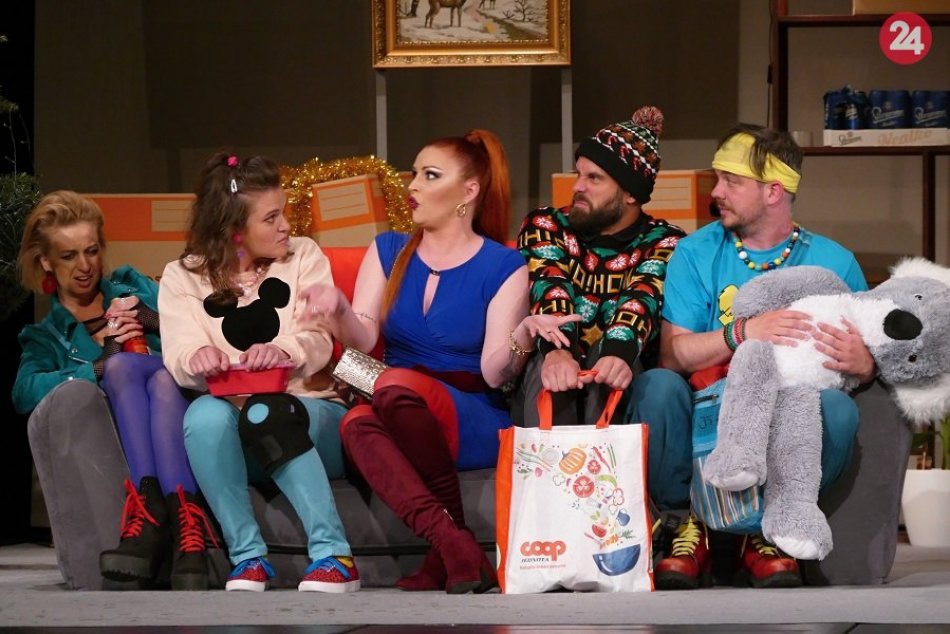 Ilustračný obrázok k článku Príďte sa zasmiať: Nová komédia v žilinskom divadle odhaľuje slovenskú náturu